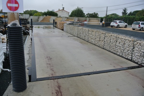 PONT BASCULE MIXTE MÉTAL/BÉTON  PESAGE CAMION